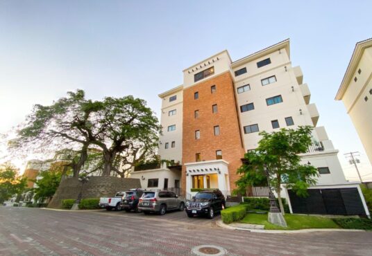 fachada de edificio de apartamentos en renta santo domingo managua