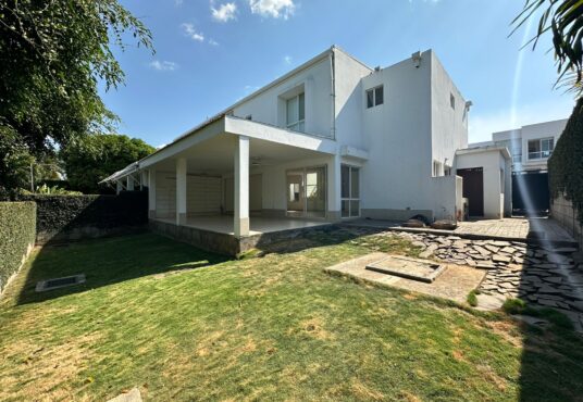 jardines amplio managua casa en venta santo domingo managua