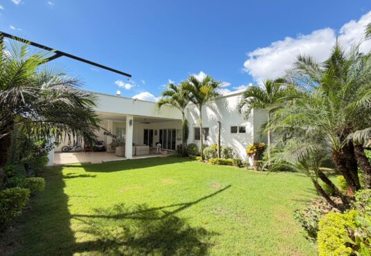 casa moderna nueva en renta managua las colinas condominio